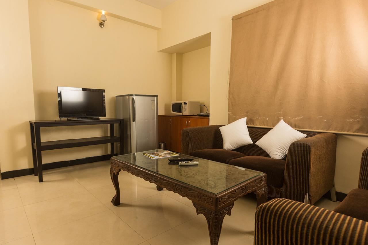 Siesta Star T. Nagar Hotell Chennai Exteriör bild