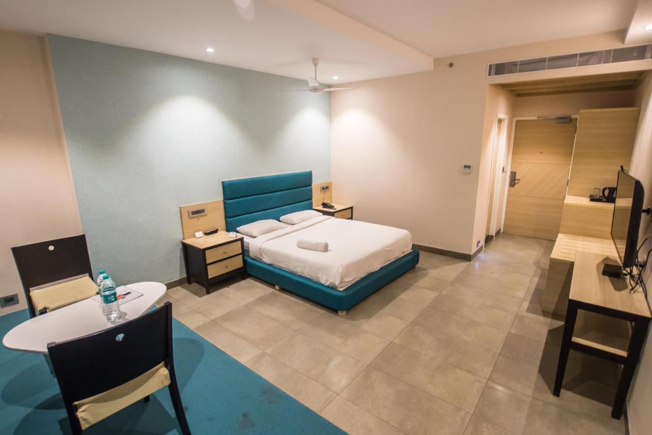 Siesta Star T. Nagar Hotell Chennai Exteriör bild