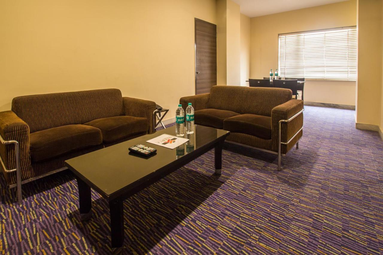 Siesta Star T. Nagar Hotell Chennai Exteriör bild